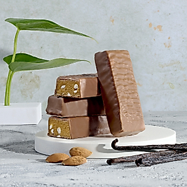 Protein Bar Protein Bar Vanilya Aromalı Bademli 14 adet, her biri 35g